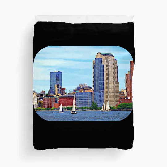 Manhattan NY - Boats By Manhattan Skyline Duvet Covers