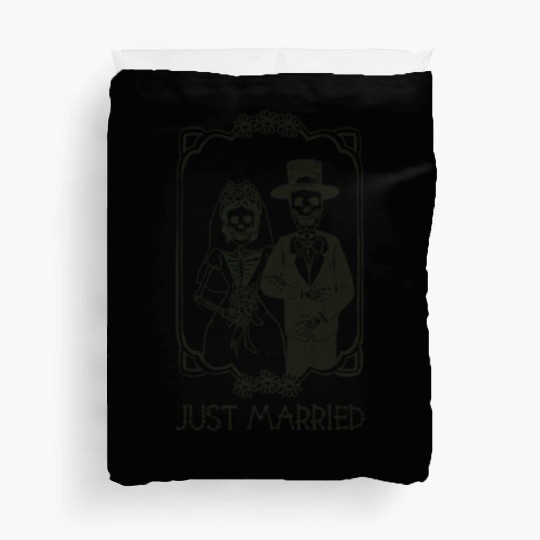 Halloween Skeletons Bride Groom Just Married Duvet Covers