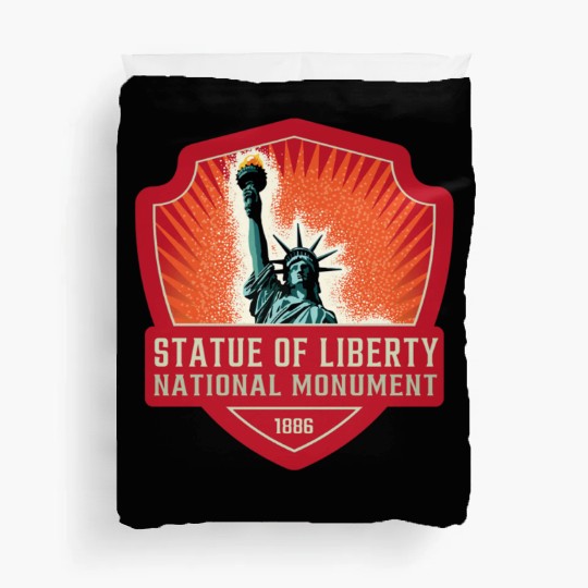 statue of liberty national monument Duvet Covers