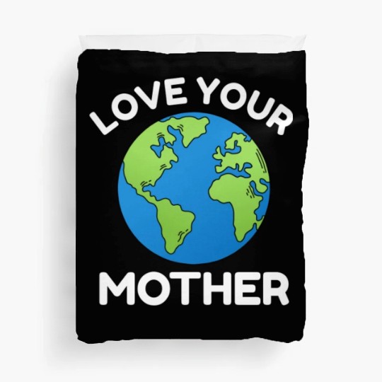 Love Your Mother, alien in New York Duvet Covers