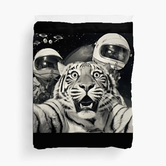 Funny Graphic Duvet Covers Tiger Selfie with Alien UFOs