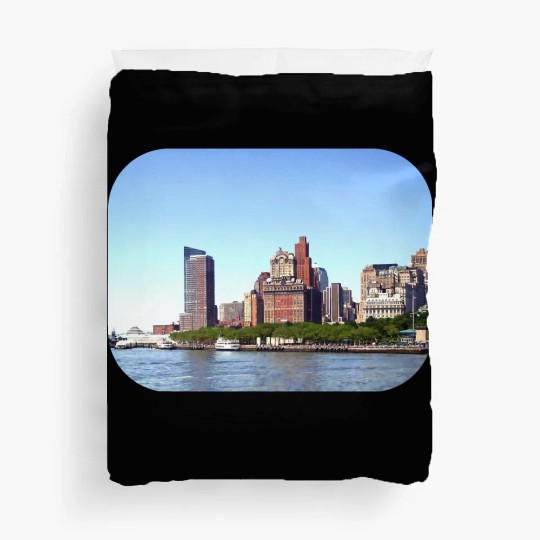 Manhattan NY - Manhattan Skyline on a Clear Day Duvet Covers