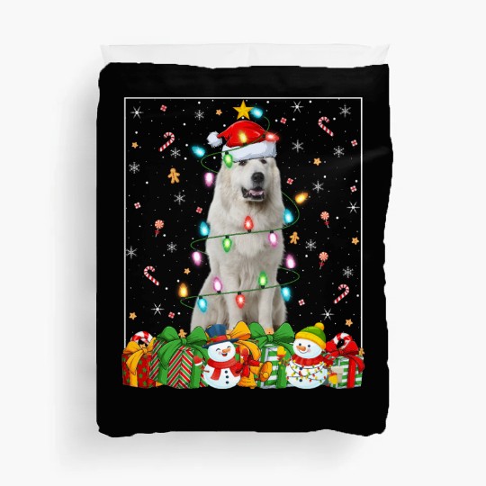 Great Pyrenees Dog Christmas Lights Duvet Covers