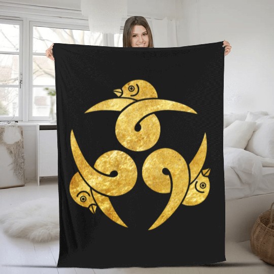 Oriental Three Geese Japanese Kamon in faux gold Fleece Blankets