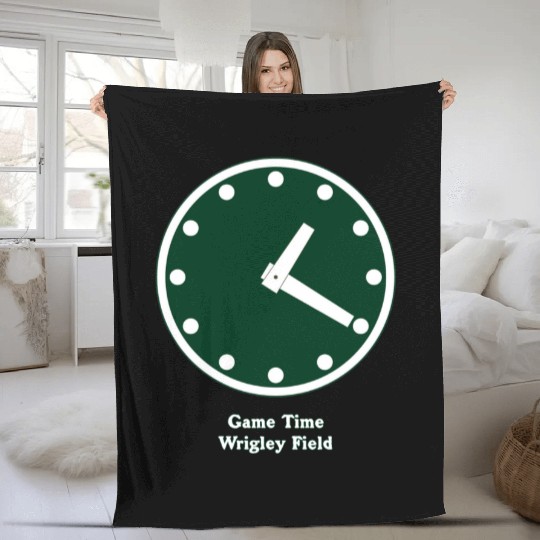 WRIGLEY FIELD SCOREBARD CLOCK IS CHICAGO CUBS GAME Fleece Blankets