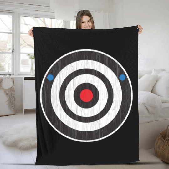 Bullseye Axe Throwing Sport Target - Bull's Eye Ax Fleece Blankets