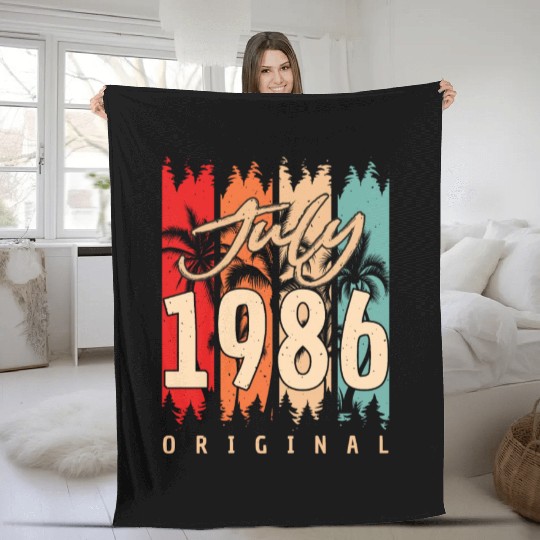Born July 1986 Fleece Blankets