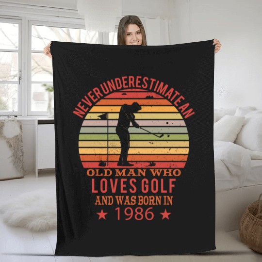 Golfing Golfplayers Vintage 1986 Birthday Fleece Blankets