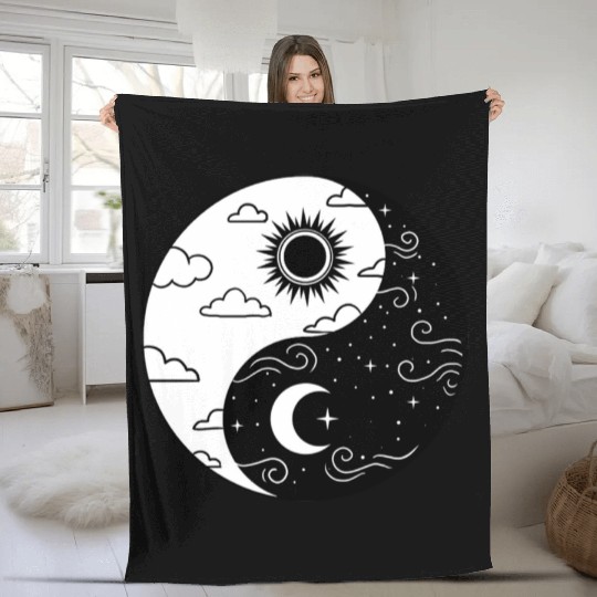 Sun and Moon Yin Yang for Yin Yang Art Lover Fleece Blankets