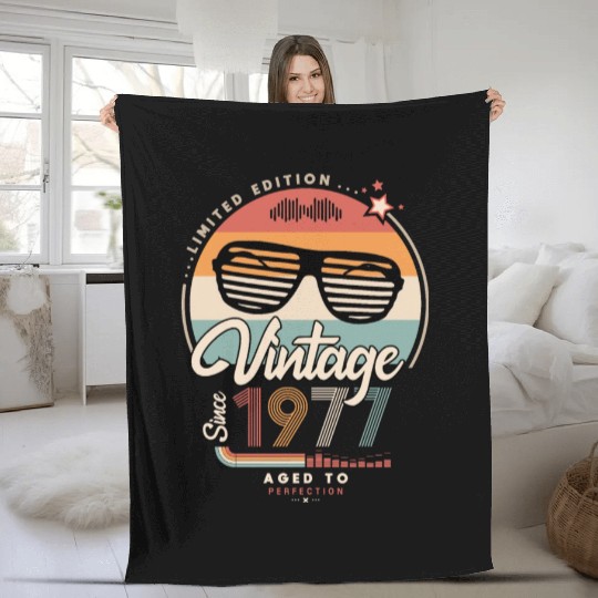 Vintage since 1977 Fleece Blankets
