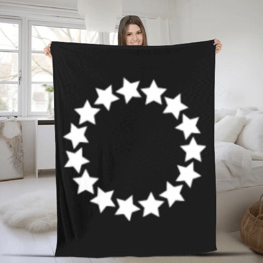 circle shape 6 Fleece Blankets