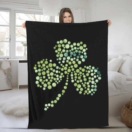 Green tie dye shamrock dots Fleece Blankets