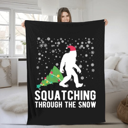 Christmas Bigfoot Squatching In The Snow Funny Fleece Blankets
