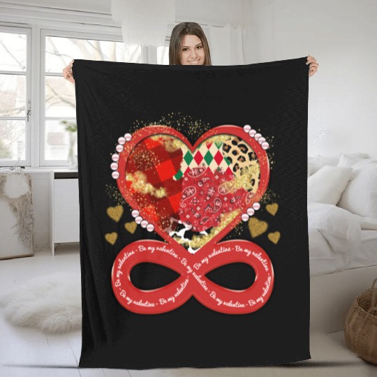 Be mine Valentine, Retro Valentine Fleece Blankets