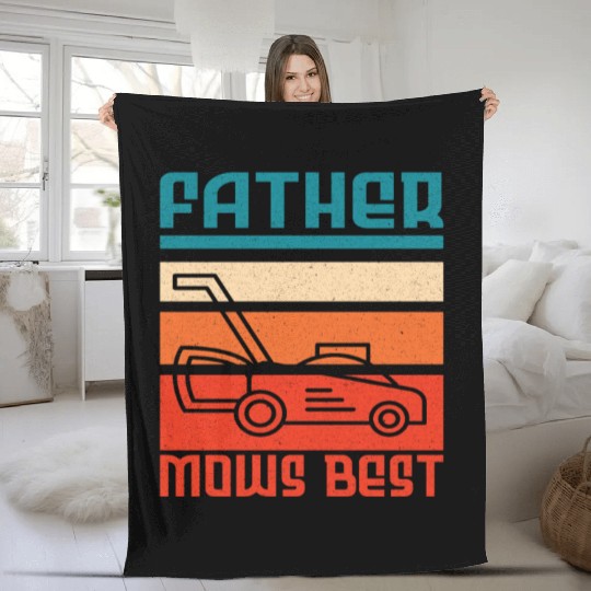 Gardening Plants Gardener lawn mowing Leaf Blower Fleece Blankets