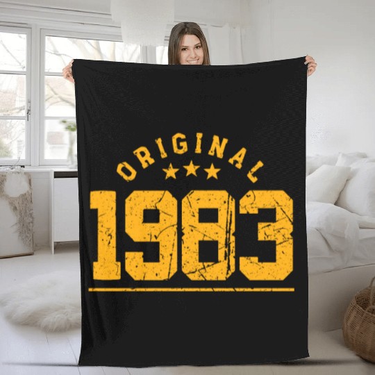 40 Years Vintage 1983 Retro 40th Birthday Fleece Blankets