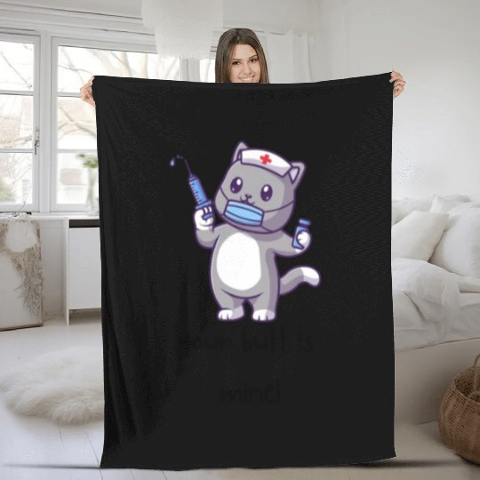 Cute nurse cat wearing medical mask with syringe, Fleece Blankets