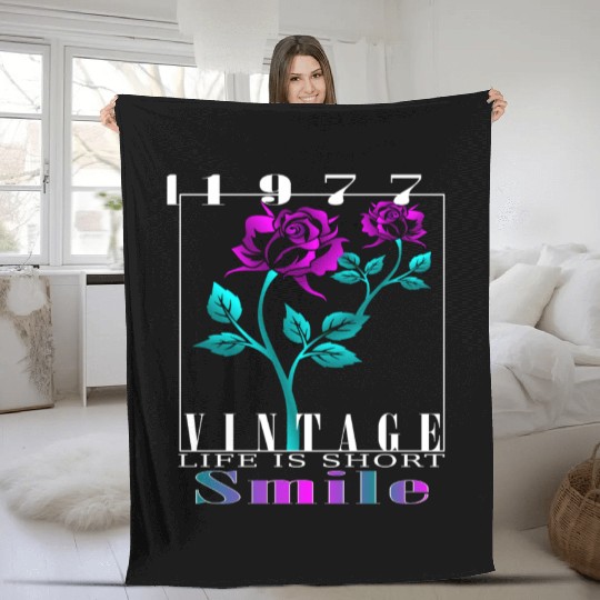 1977 Born Vintage Rose Gift Fleece Blankets