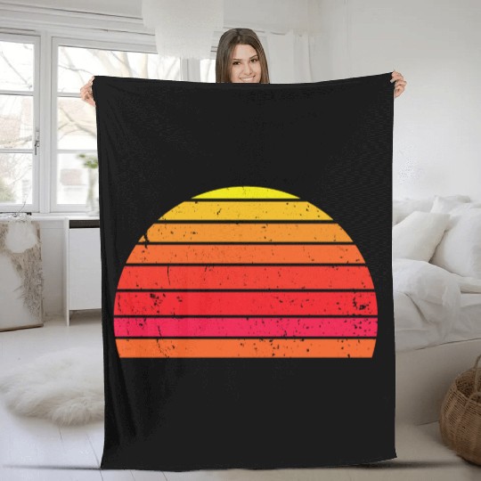 Vintage Distressed Retro Sunset - Red | Orange Fleece Blankets