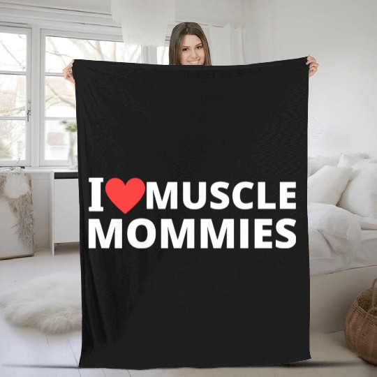 i love muscle mommies Fleece Blankets