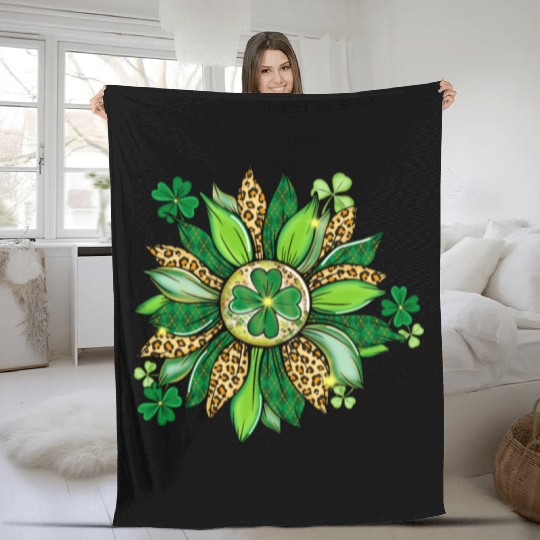 Sunflower Green With Leopard Fleece Blankets