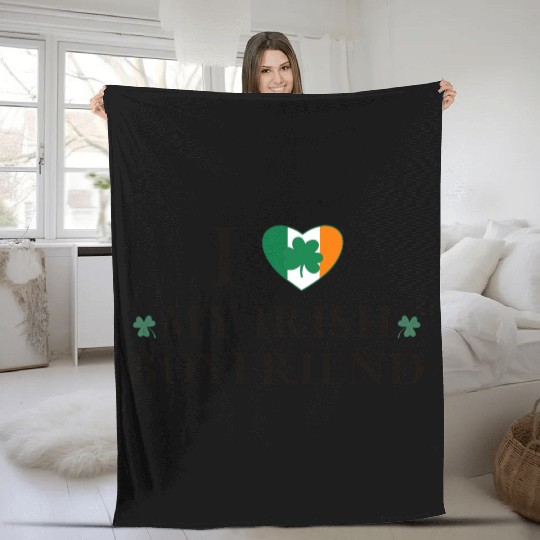 i love my irish boyfriend Fleece Blankets