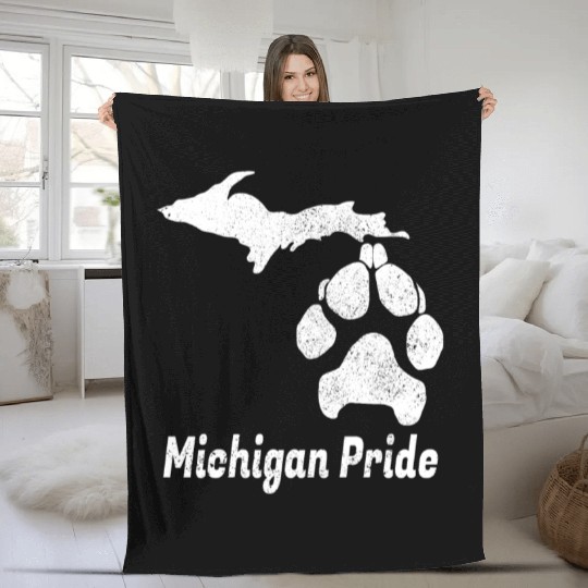 Michigan Pride - Distressed Map Dog Paw Design Fleece Blankets