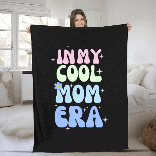 In My Cool Mom Era Lover Groovy Butterfly Lover Fleece Blankets