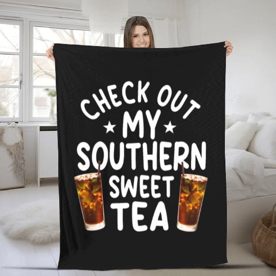 Southern Sweet Tea Outfit Fleece Blankets