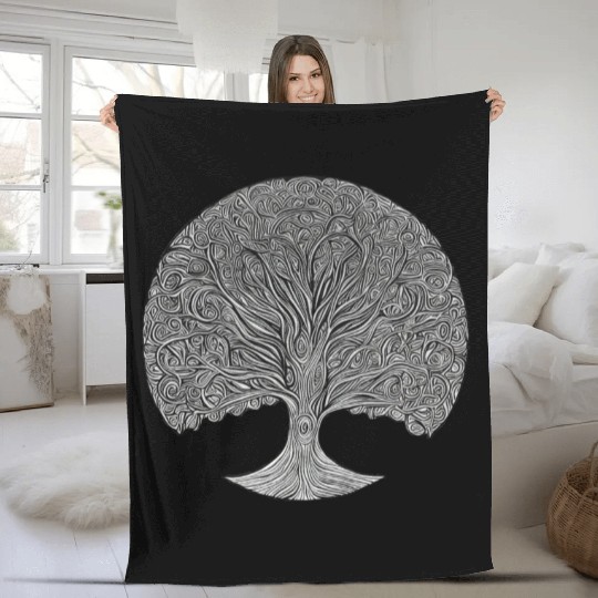 Tree: detailed, relaxing, & positive Fleece Blankets