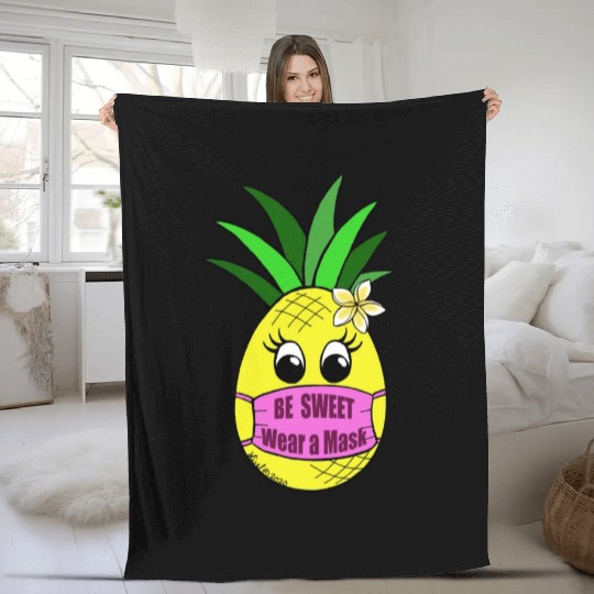 Sweet Pineapple Fleece Blankets