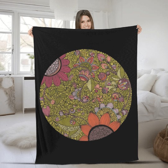 Circle Garden Fleece Blankets