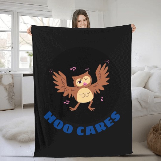 Hoo Cares Owl Pun Fleece Blankets