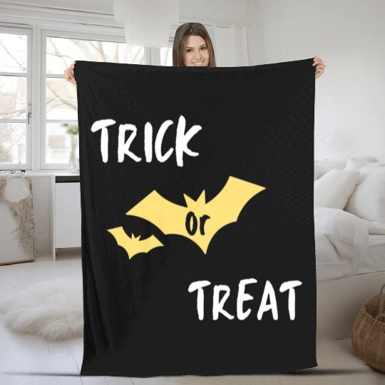 trick or treat Fleece Blankets