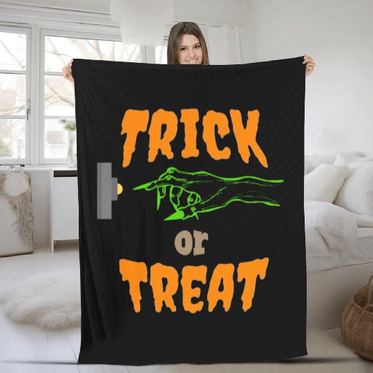 TRICK OR TREAT Doorbell Fleece Blankets