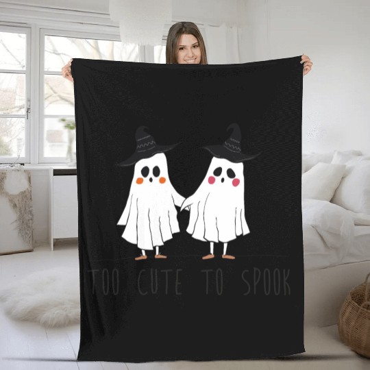 too cute to spook halloween trick or treat to cute Fleece Blankets