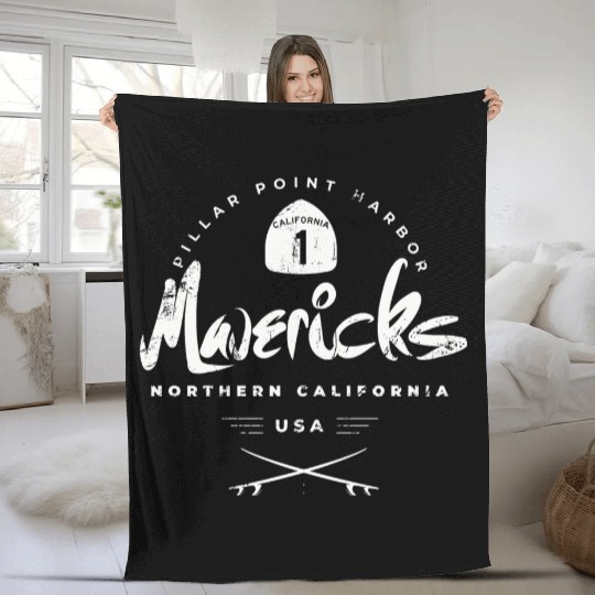 Mavericks Pillar Point California Fleece Blankets