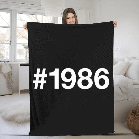 1986 Hashtag 39 years 39th birthday Fleece Blankets