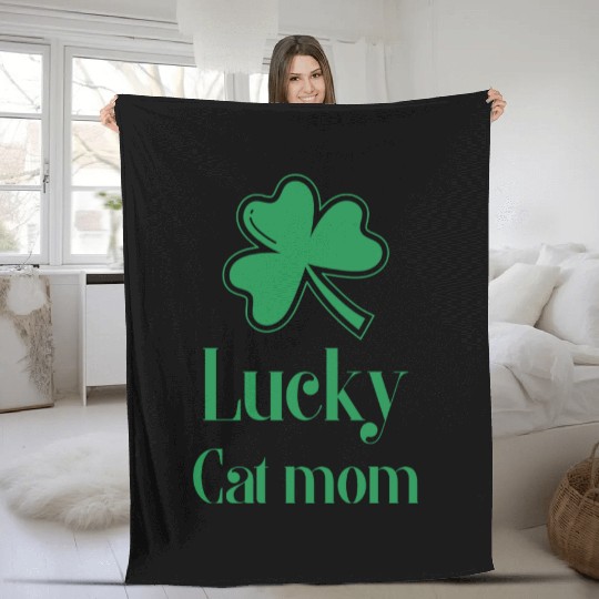 Lucky Cat Mom St Patrick's Day Fleece Blankets
