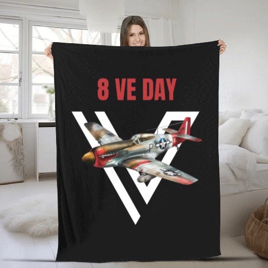 P15 Spitfire 8VE day Fleece Blankets