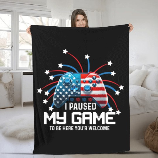 i paused my game to be here you're welcome Fleece Blankets