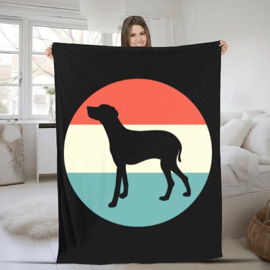 Retro Weimaraner Dog Silhouette Fleece Blankets