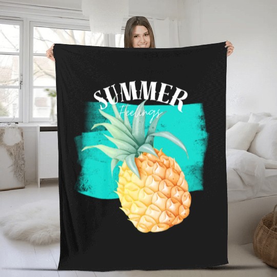 Summer Retro Pineapple Swimming Pool Vacation Gard Fleece Blankets