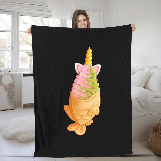 Unicorn Taiyaki Ice Cream With Colorful Sprinkles Fleece Blankets