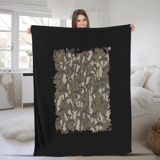 Waterfowl Hunting Camo Duck Hunters Bottomland Cam Fleece Blankets