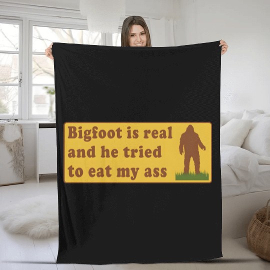 BIGFOOT Í REAL Fleece Blankets