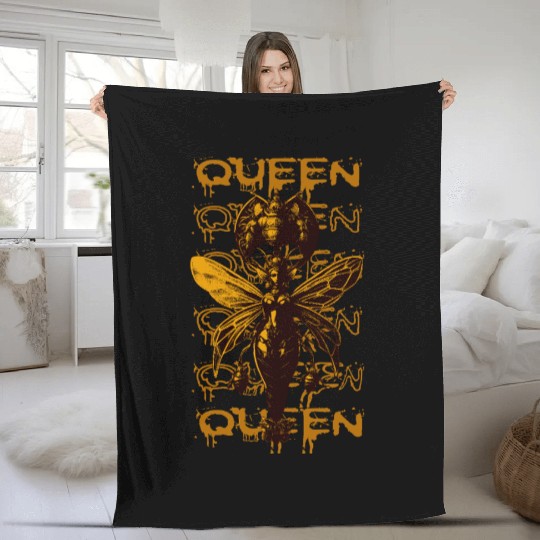 Queen Bee Warrior – Dark Fantasy Insect Art Fleece Blankets