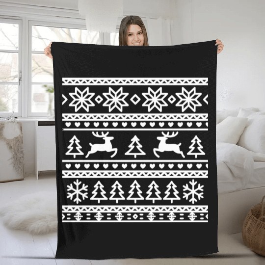 Festive Winter Wonderland Pattern Fleece Blankets
