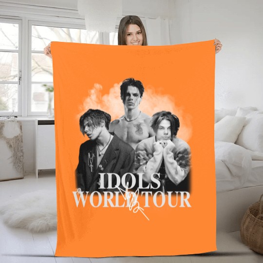 Discover Comfort Colors Yungblud 2025 Concert Fleece Blankets, Idols World Tour 2025 Fleece Blankets, Yungblud Idols Fleece Blankets, Yungblud Fan Gift, Gift for music lover