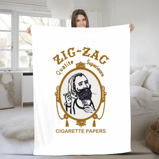 cool graphic design zig zag Fleece Blankets